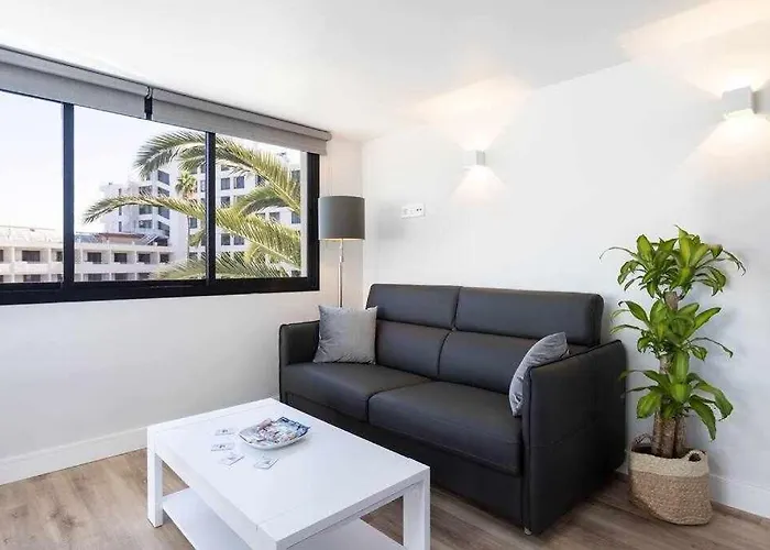 Sunnyland Martianez 5 Апартаменты *